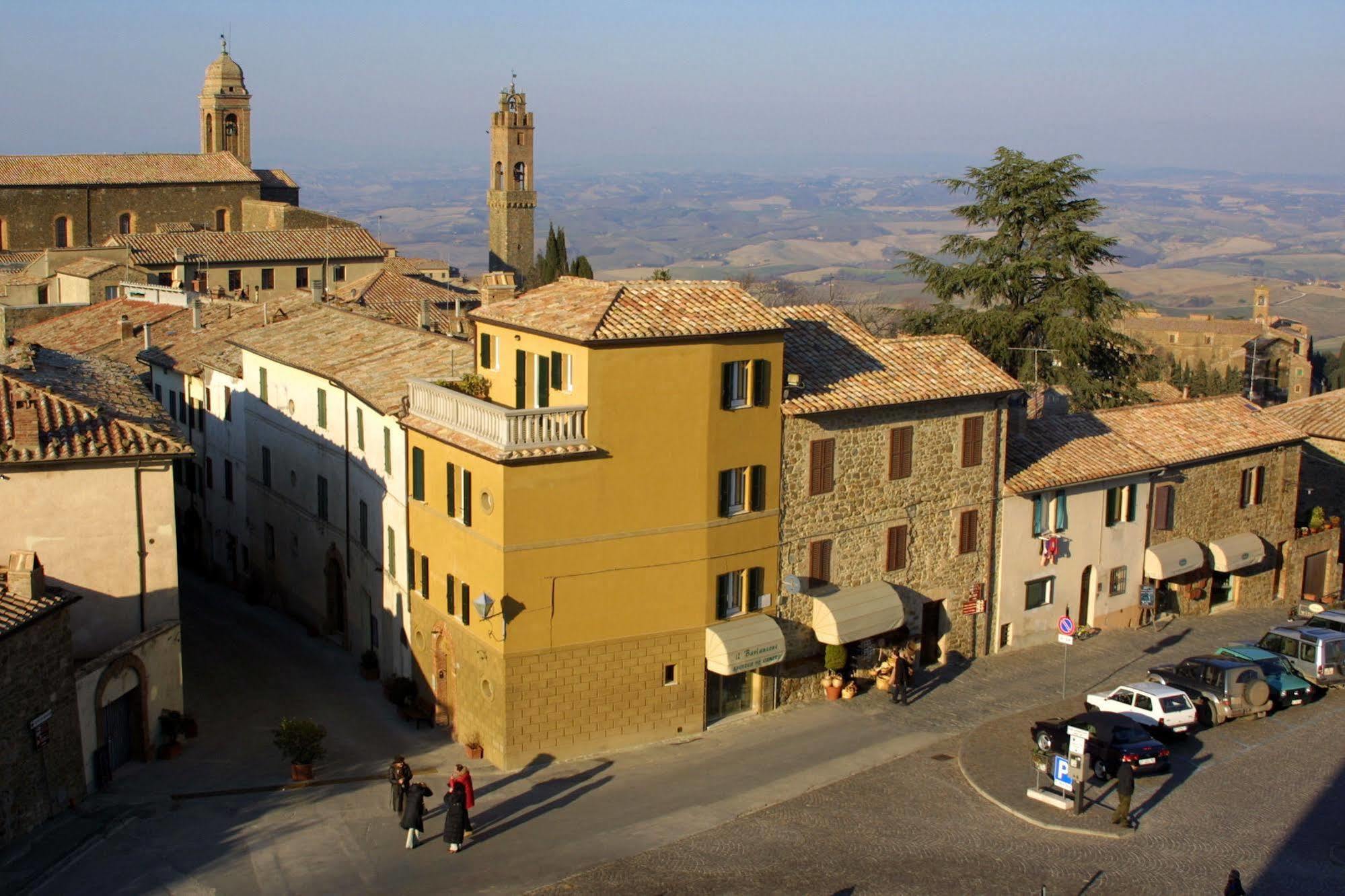 Il Barlanzone Affittacamere Montalcino Exterior photo